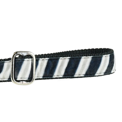 Black, Gray, & White Stripe Spirit Velvet Essential Dog Leash