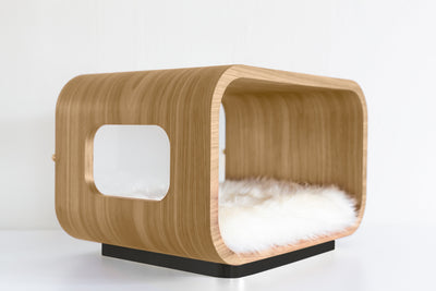 The LUNA Bed in White Oak