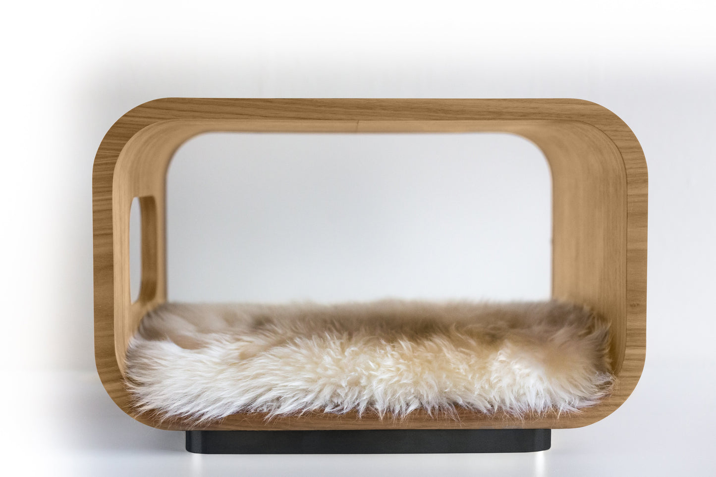 The LUNA Bed in White Oak