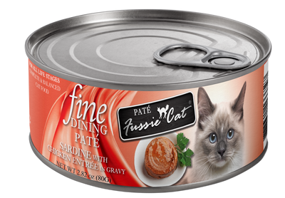 Fussie Cat Fine Dining - Pate - Sardine with Chicken Entree in gravy (2.82oz)