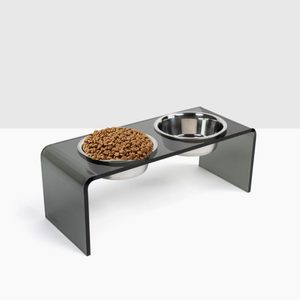 Medium Smoke Grey Feeder